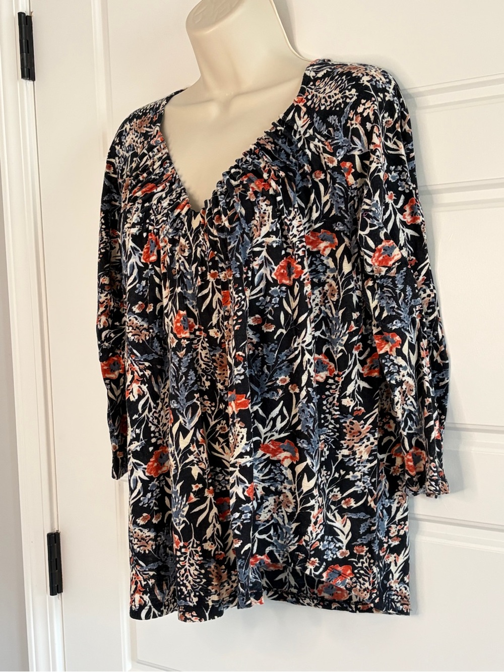 Lucky Brand Floral Peasant Shirt V Neck with Pleating Boho Wedtern Size Large - Picture 5 of 15